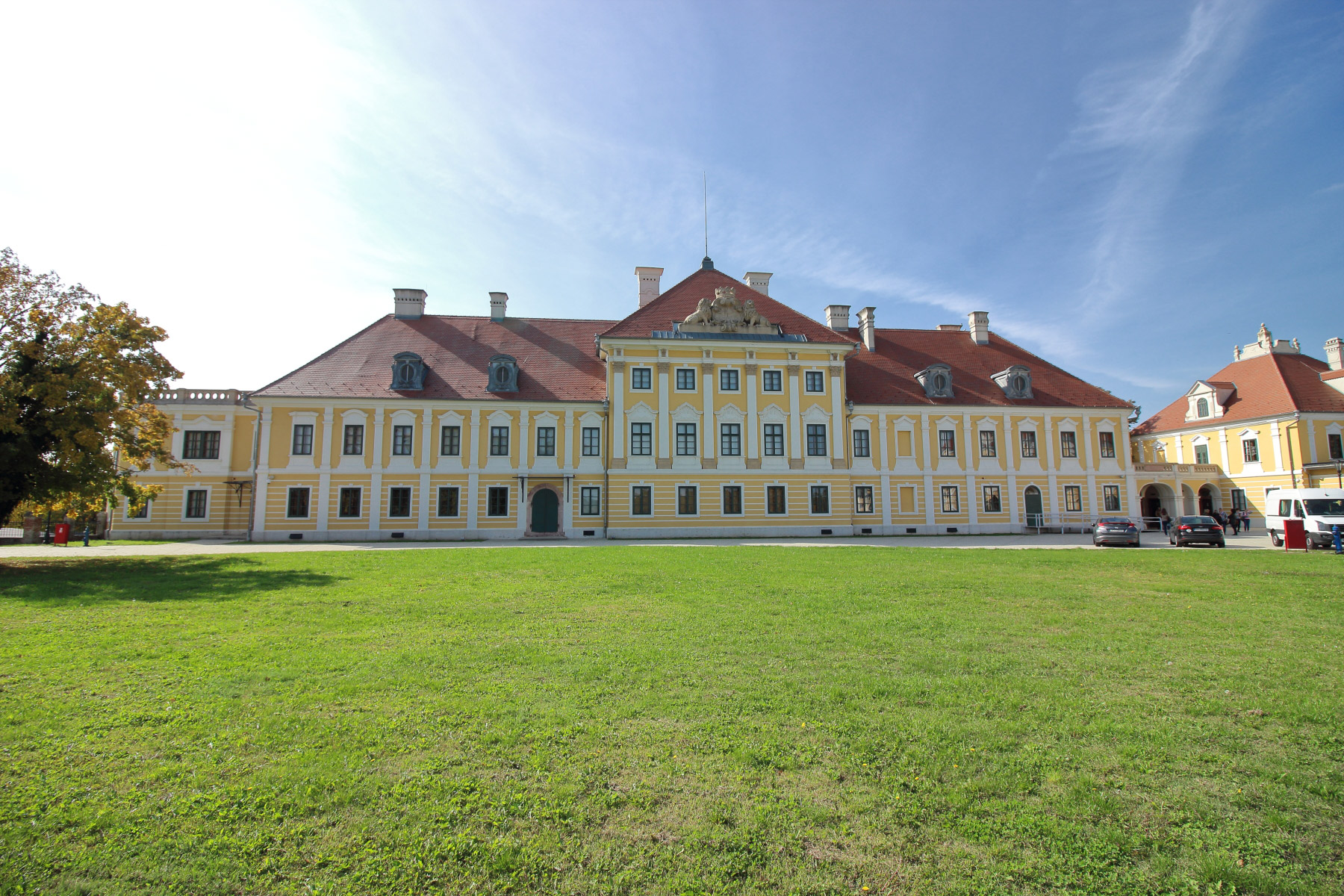 Turistički vodič: Vukovar - Dvorac Eltz