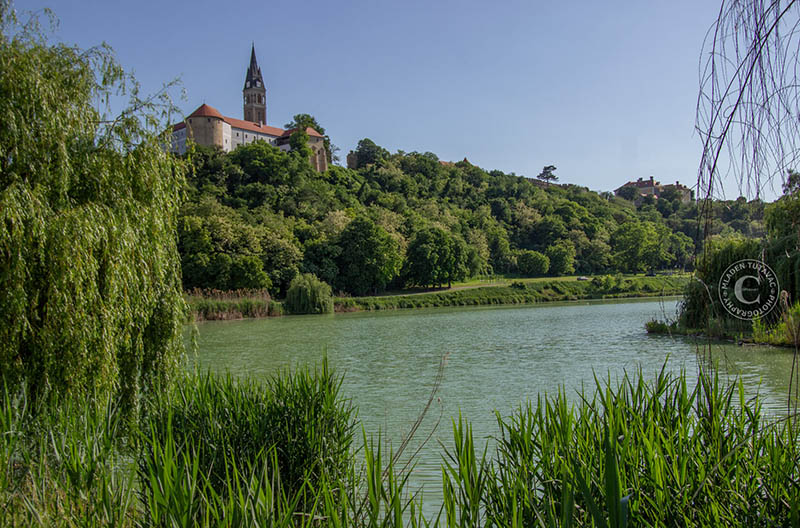 Guide Touristique:Ilok - La vue sur la Citadelle