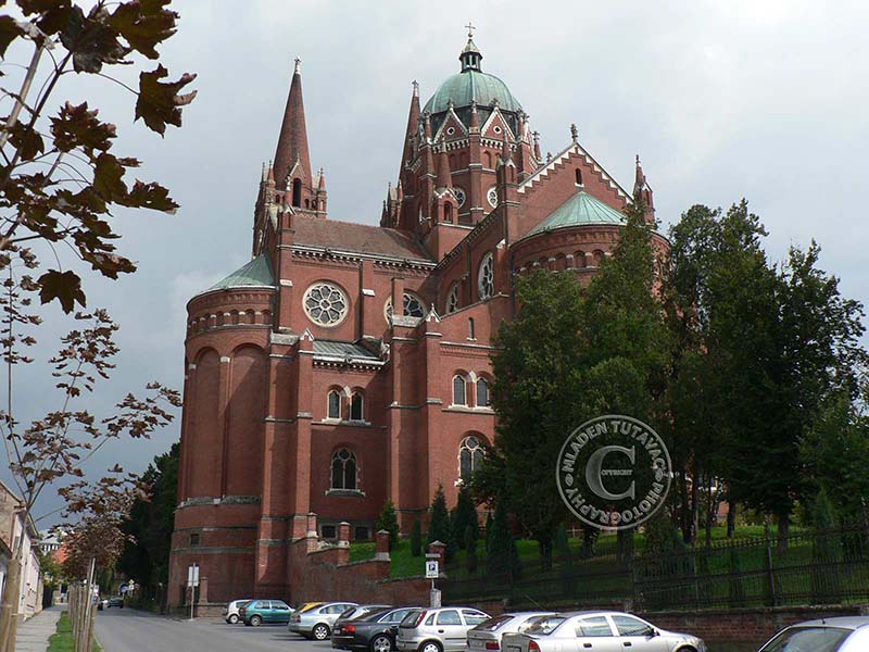 tour guide: Djakovo cathedral