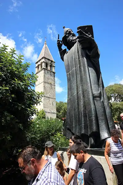 Tourist guide: Split - Gregory of Nin